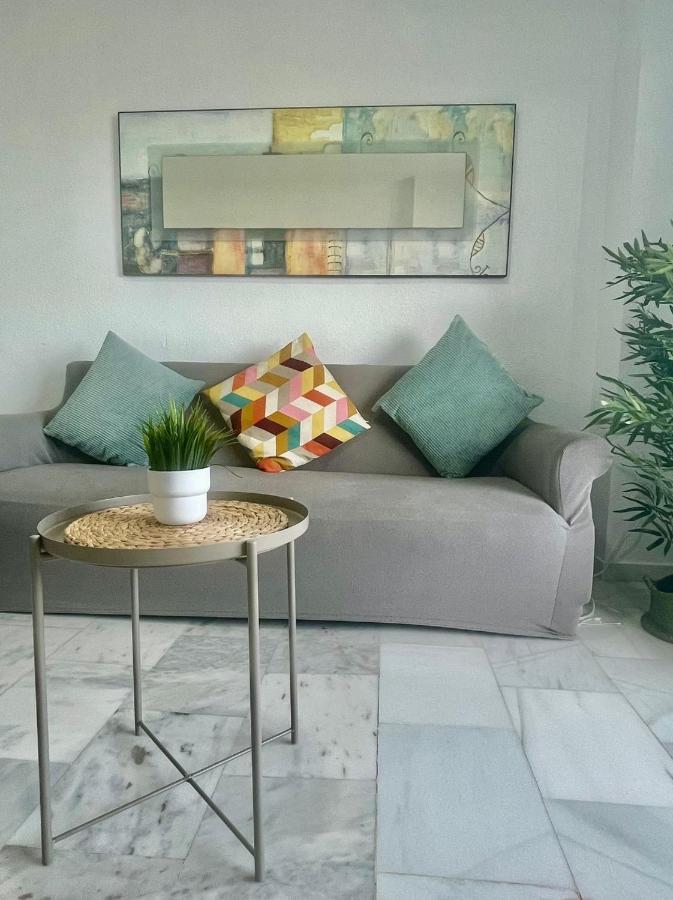 Two Bed, Two Bath Apartment With Sea Views - Angel De Miraflores マラガ エクステリア 写真